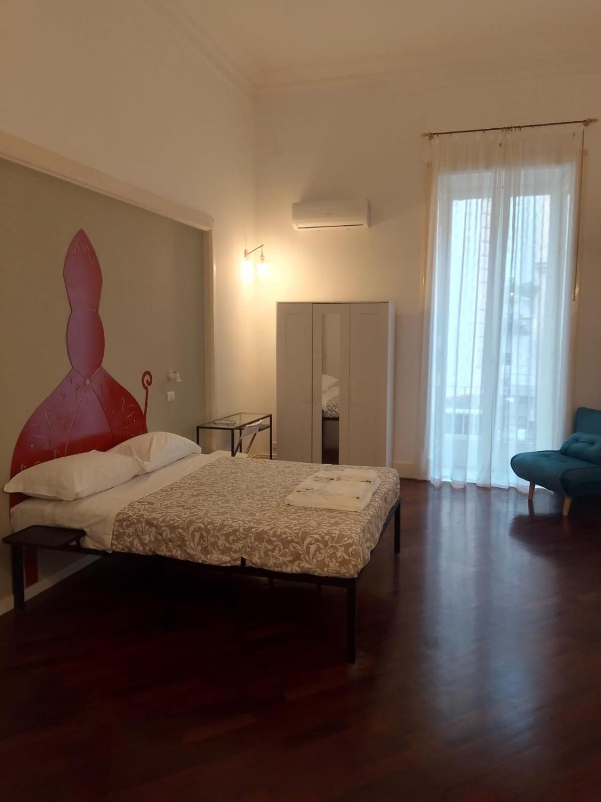 Residence E Appartamenti Cavallerizza Napoli Eksteriør bilde