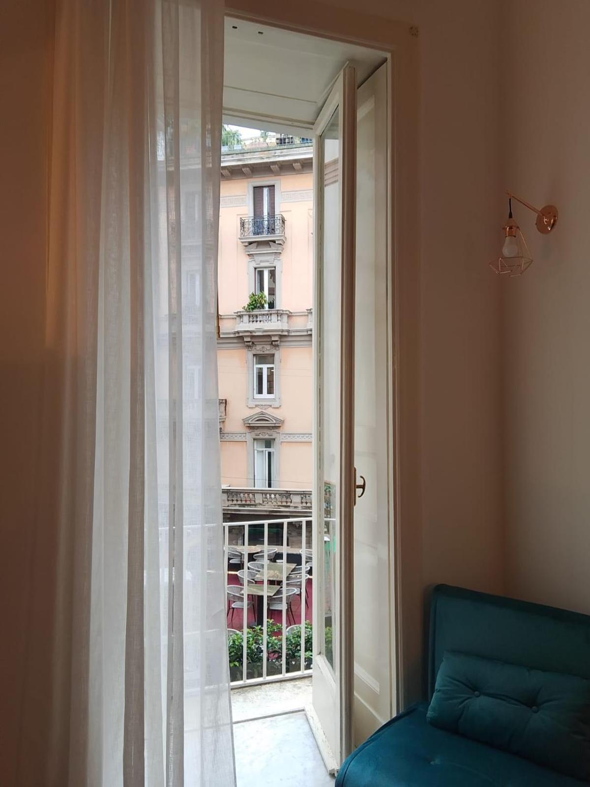 Residence E Appartamenti Cavallerizza Napoli Eksteriør bilde
